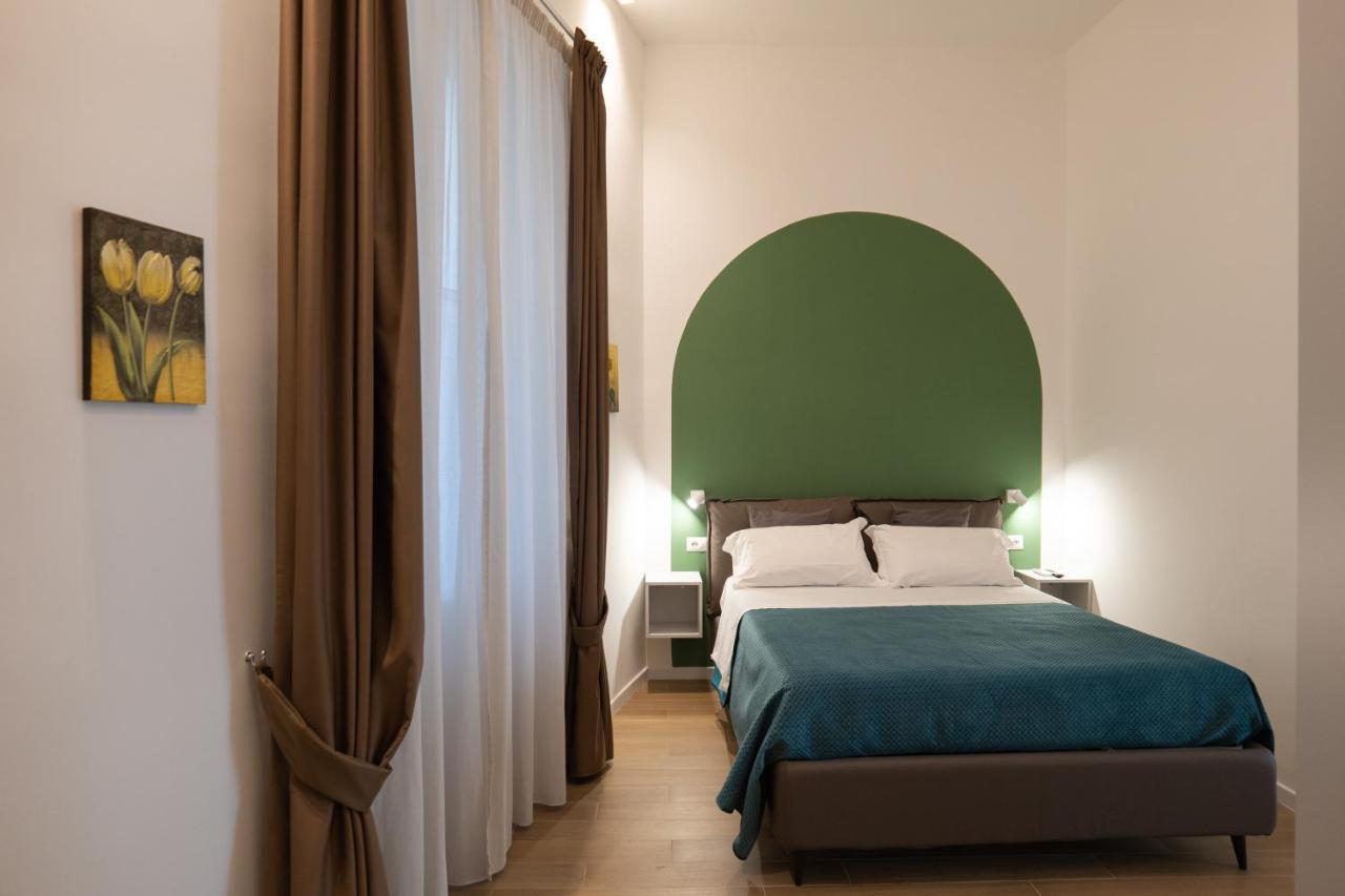 Appartamento Relais Palazzo Olimpia - Corso Vittorio Emanuele Salerno Esterno foto