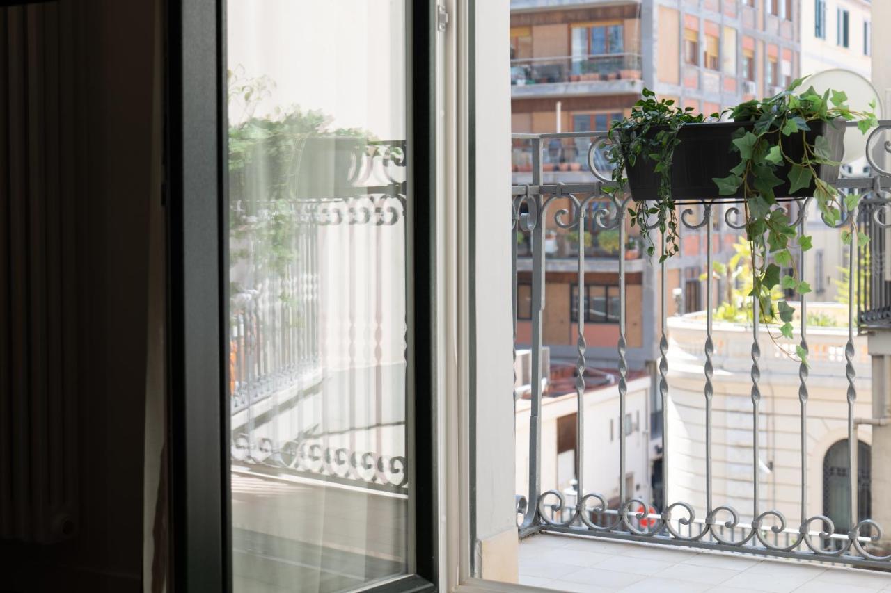 Appartamento Relais Palazzo Olimpia - Corso Vittorio Emanuele Salerno Esterno foto