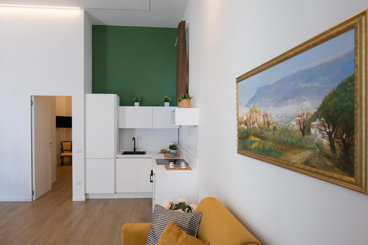 Appartamento Relais Palazzo Olimpia - Corso Vittorio Emanuele Salerno Esterno foto