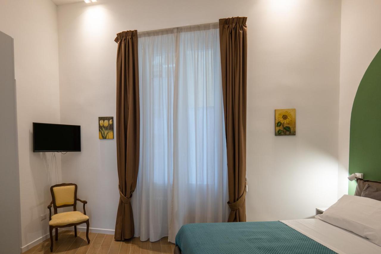 Appartamento Relais Palazzo Olimpia - Corso Vittorio Emanuele Salerno Esterno foto