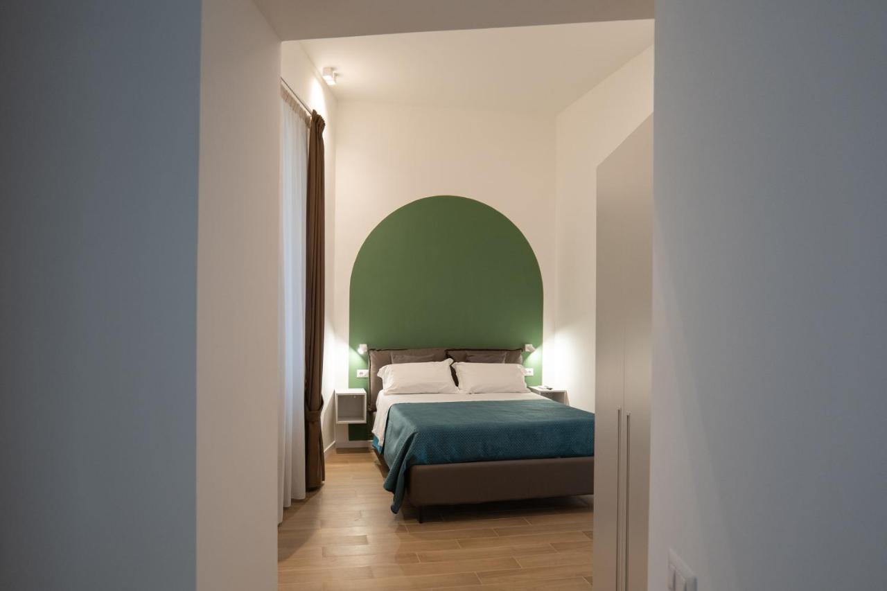 Appartamento Relais Palazzo Olimpia - Corso Vittorio Emanuele Salerno Esterno foto