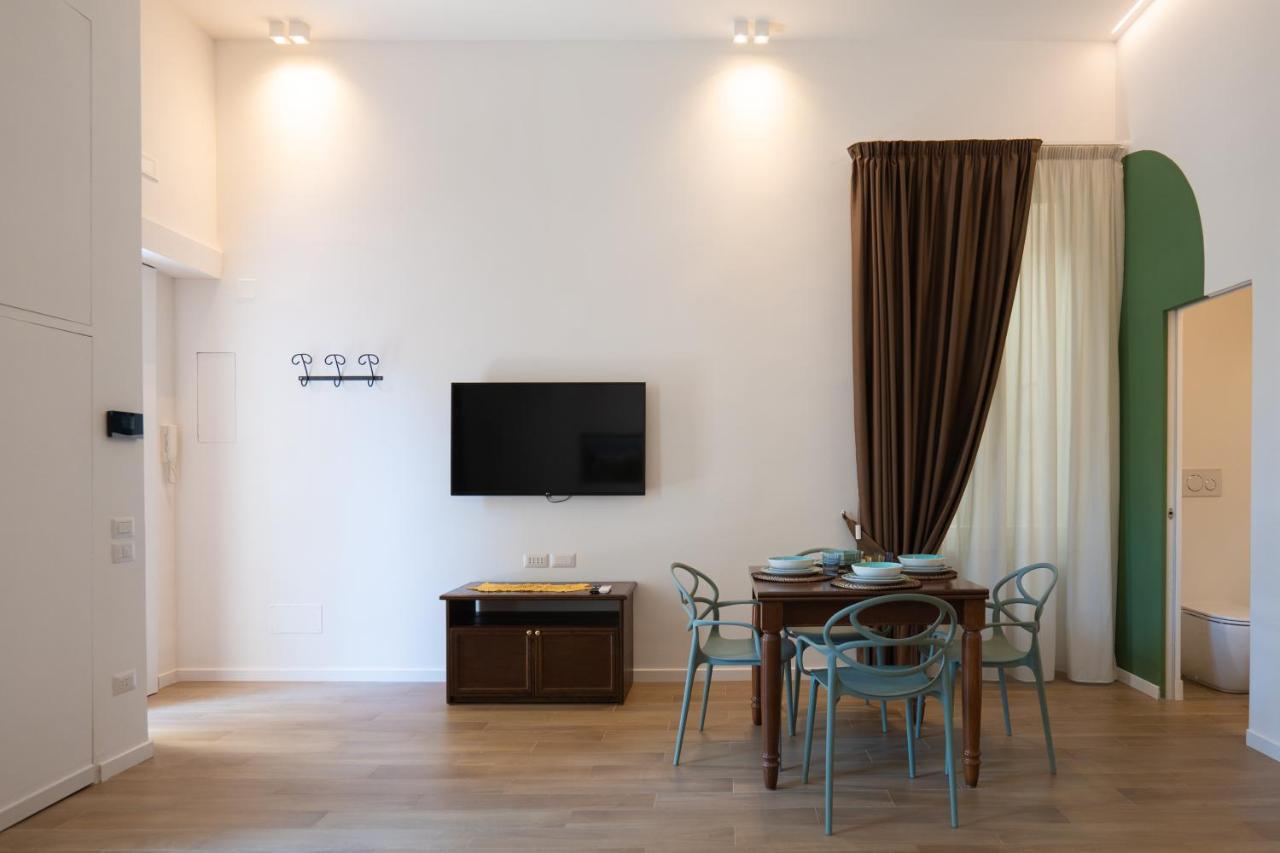 Appartamento Relais Palazzo Olimpia - Corso Vittorio Emanuele Salerno Esterno foto