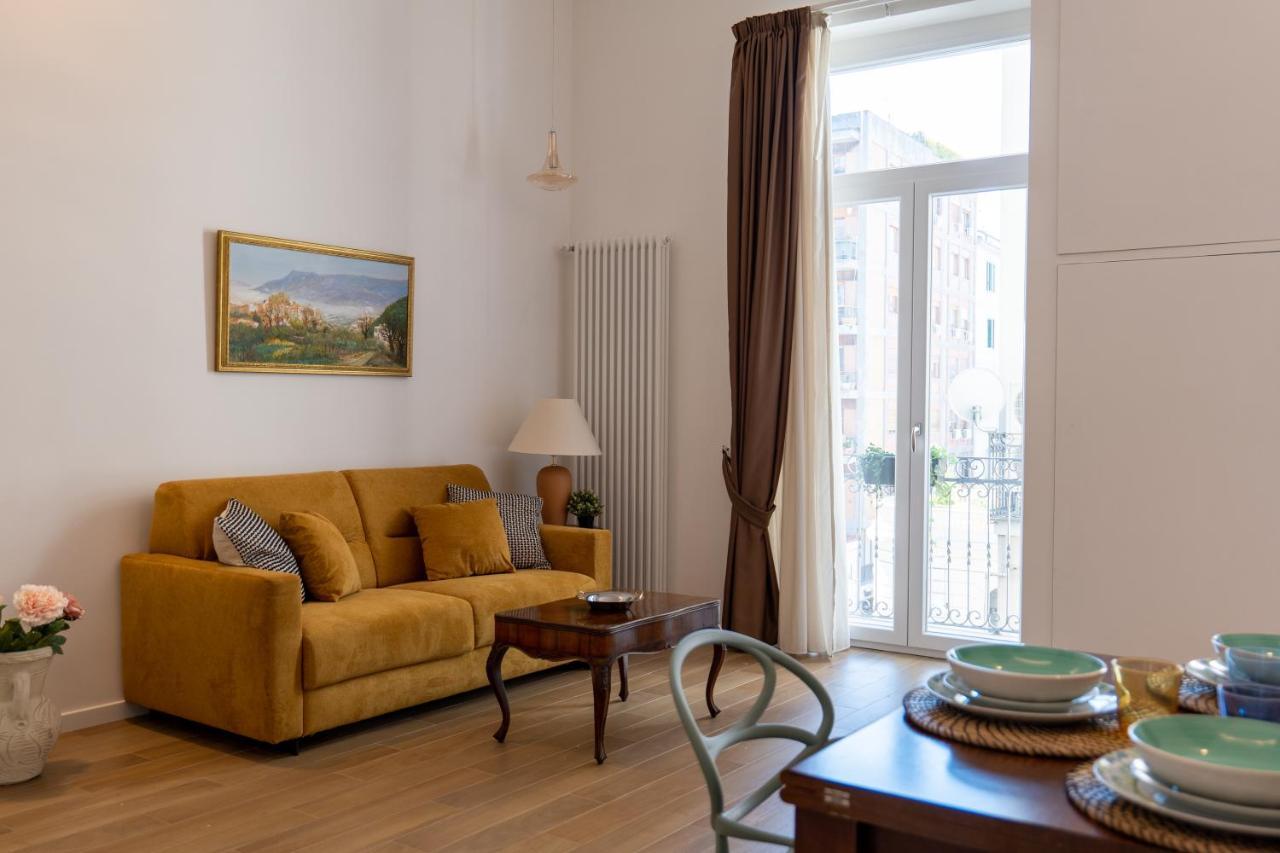 Appartamento Relais Palazzo Olimpia - Corso Vittorio Emanuele Salerno Esterno foto
