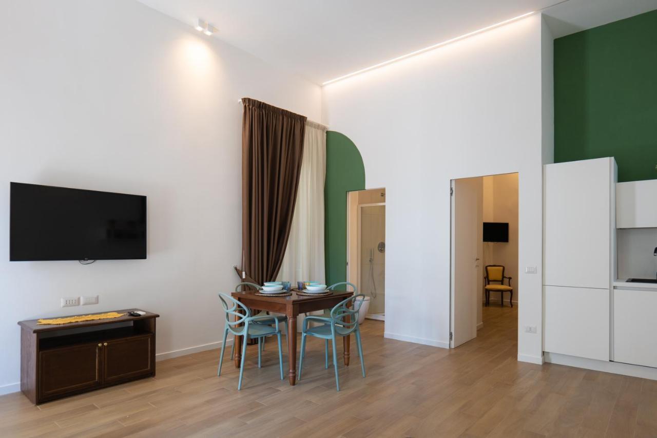 Appartamento Relais Palazzo Olimpia - Corso Vittorio Emanuele Salerno Esterno foto